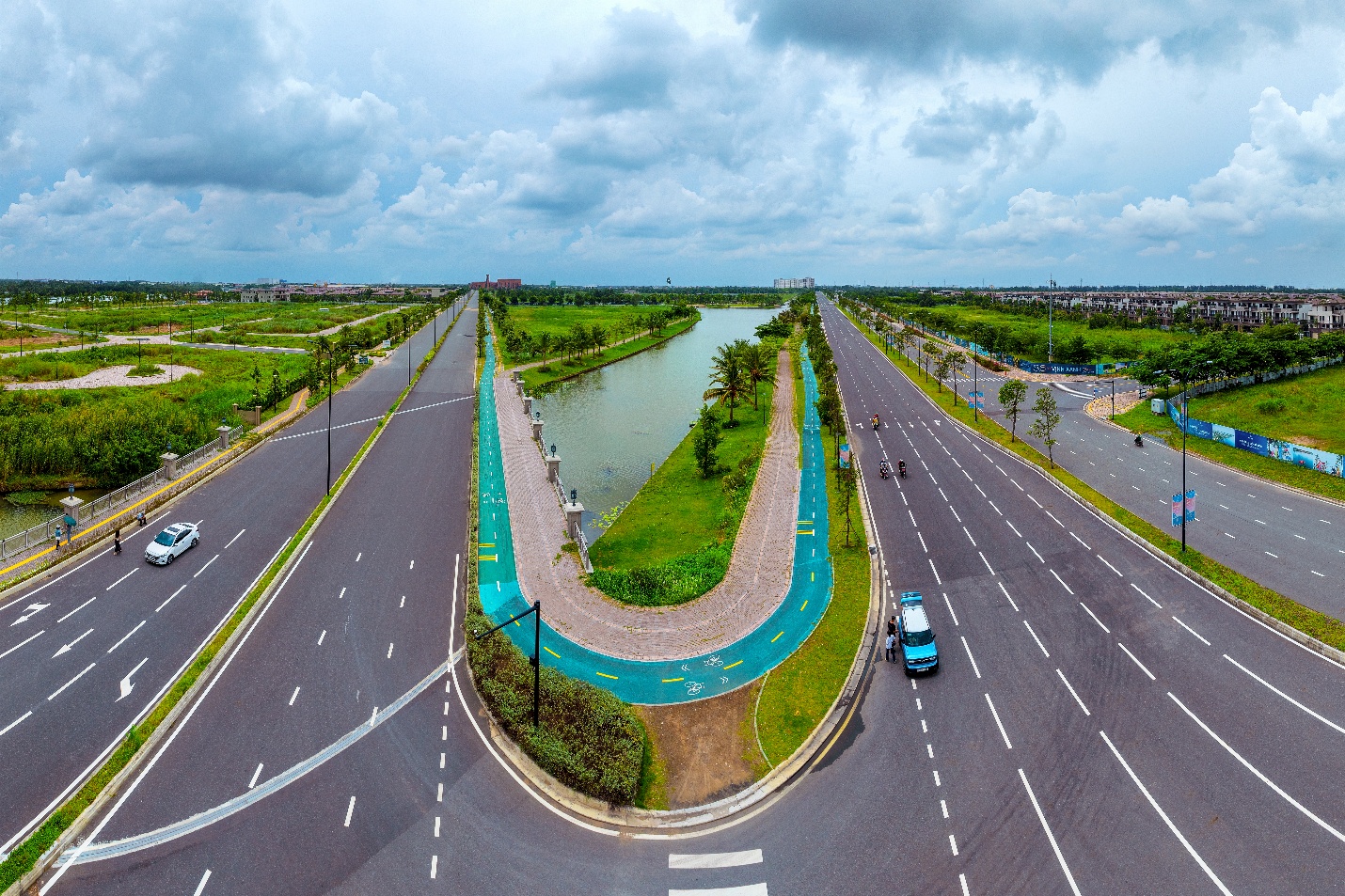 Hạ tầng tỷ đô, pháp lý hoàn chỉnh tạo lực đẩy cho BĐS khu Tây TP HCM cuối năm - Ảnh 1.