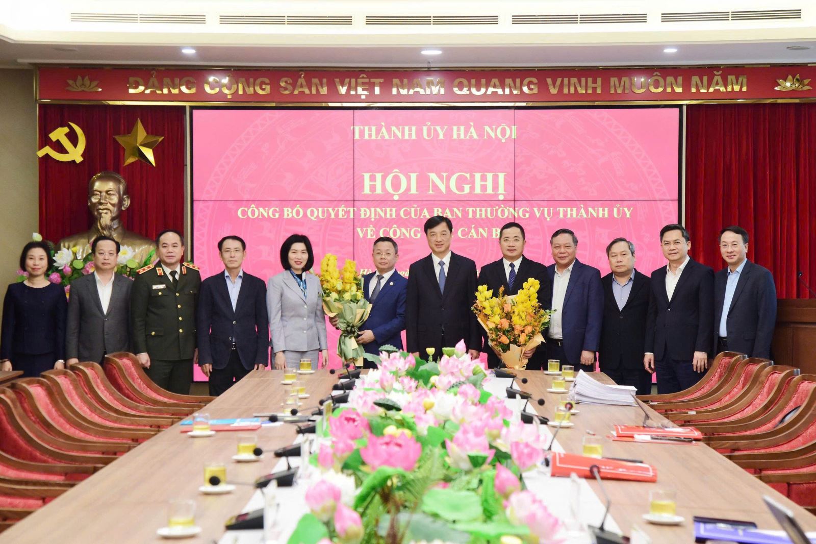 Thiếu tướng Nguyễn Thành Long được bổ nhiệm Chánh Văn phòng thành ủy Hà Nội - Ảnh 1.