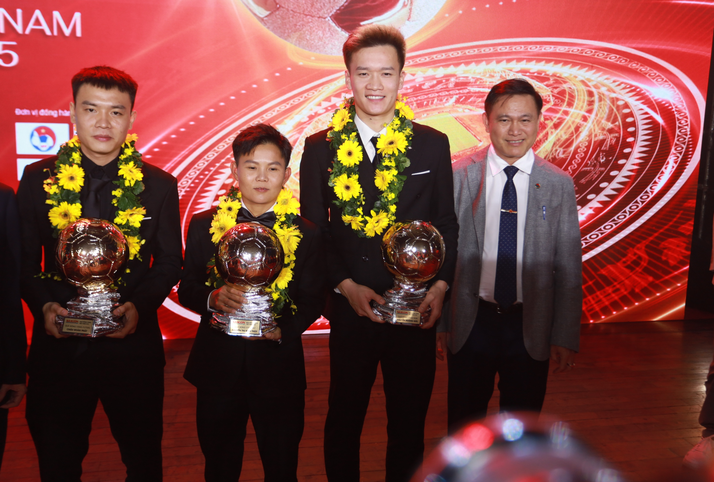 Trần Thị Duyên lặng lẽ đợi Bích Thùy để chia vui - Ảnh 2.