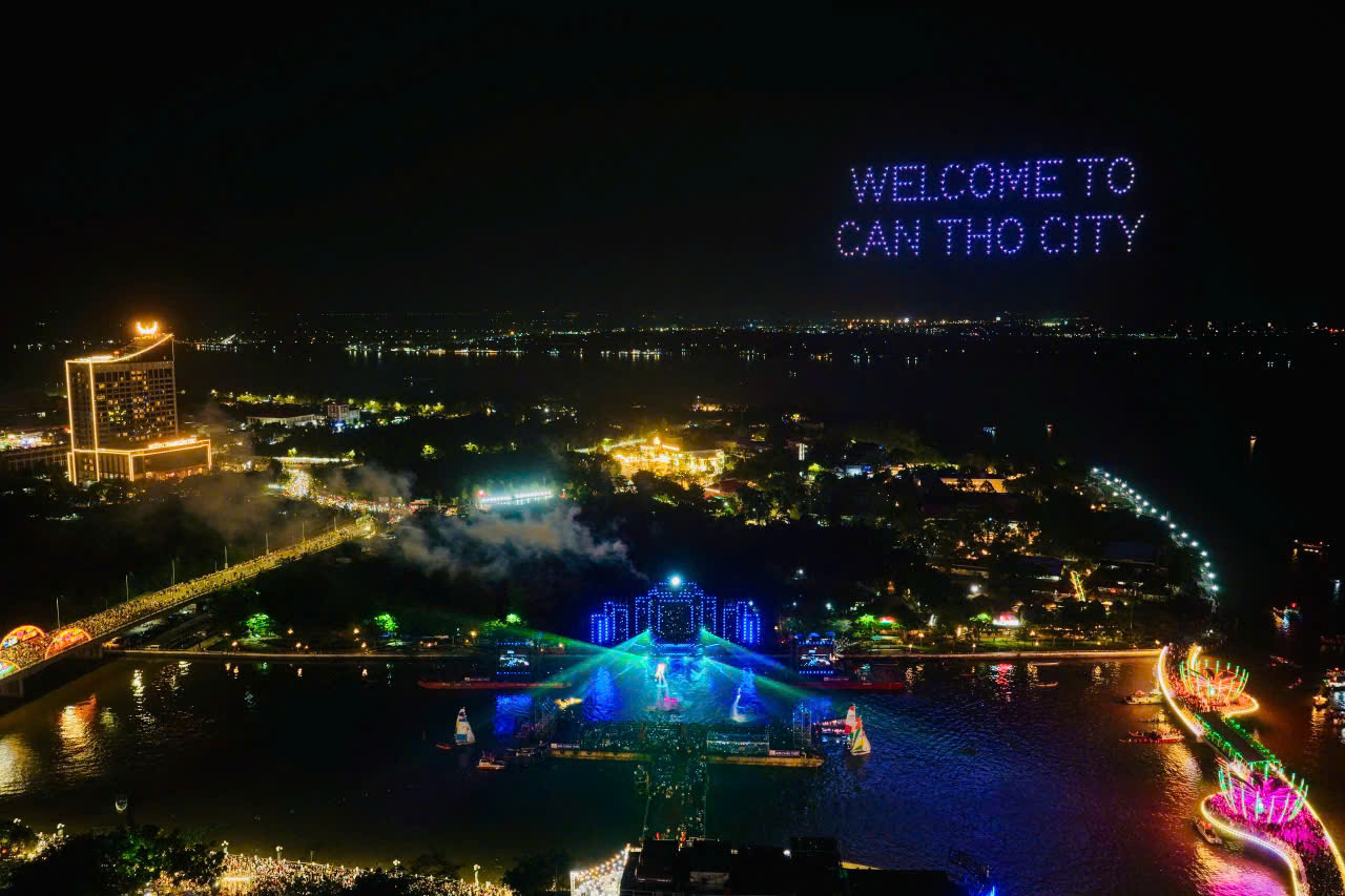 Đặc sắc chương tr&igrave;nh khai mạc Lễ hội Văn h&oacute;a S&ocirc;ng nước Cần Thơ - Ảnh 10.