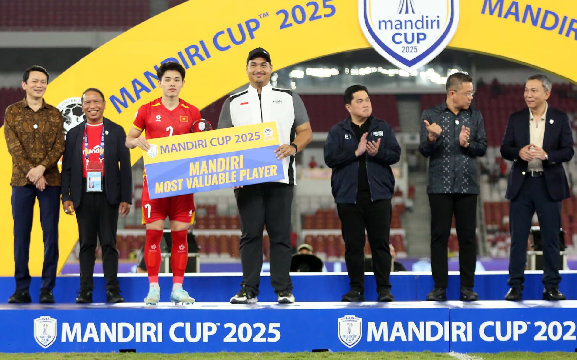 "Thân thiện" không là đặc quyền của riêng ai - Ảnh 2.