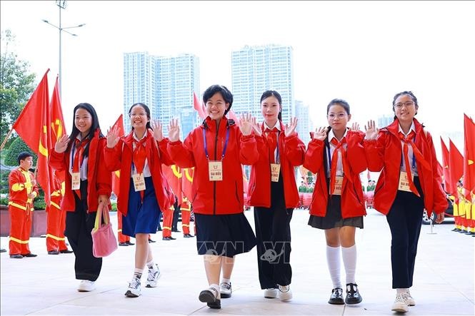 Tổng B&iacute; thư T&ocirc; L&acirc;m dự Đại hội Thi đua y&ecirc;u nước to&agrave;n quốc lần thứ XI - Ảnh 10.