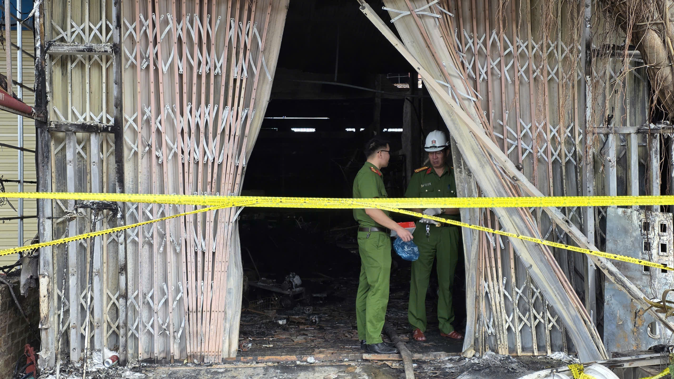 Vụ cháy Đắk Lắk khiến 4 người tử vong: Nỗi đau không thể nào quên - Ảnh 4.