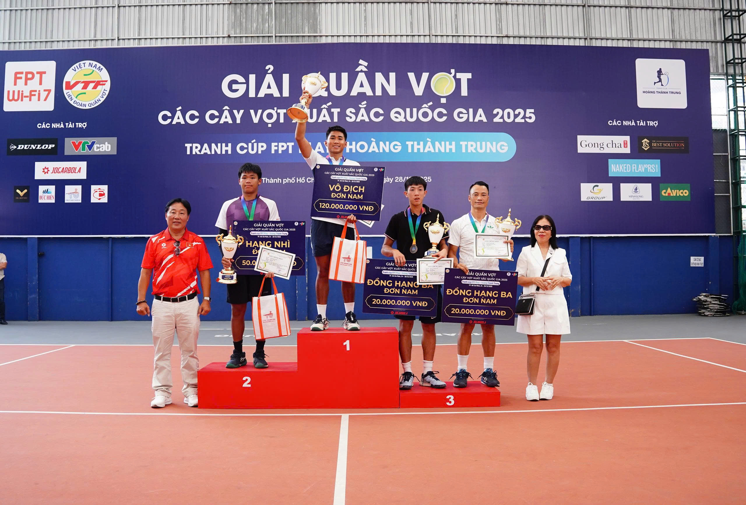 Vũ Hà Minh Đức vô địch Giải quần vợt các cây vợt xuất sắc quốc gia 2025 - Ảnh 1.