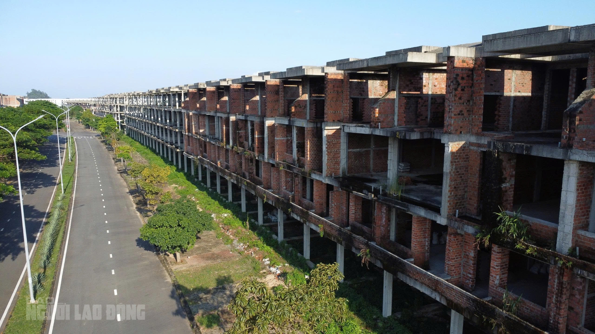 Cảnh hoang h&oacute;a tại khu đ&ocirc; thị Golden Hills City Đ&agrave; Nẵng sau 2 lần Thanh tra - Ảnh 6.