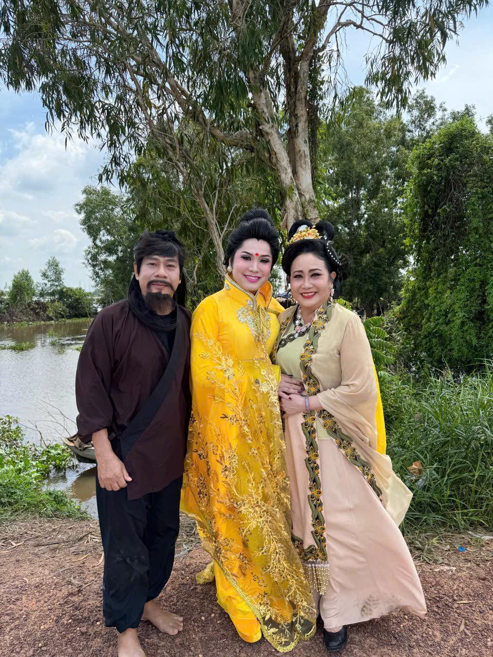 Nữ quái kiệt Bo Bo Hoàng cố vấn nghệ thuật cho dự án khủng của nghệ sĩ Hoàng Thanh - Ảnh 3.