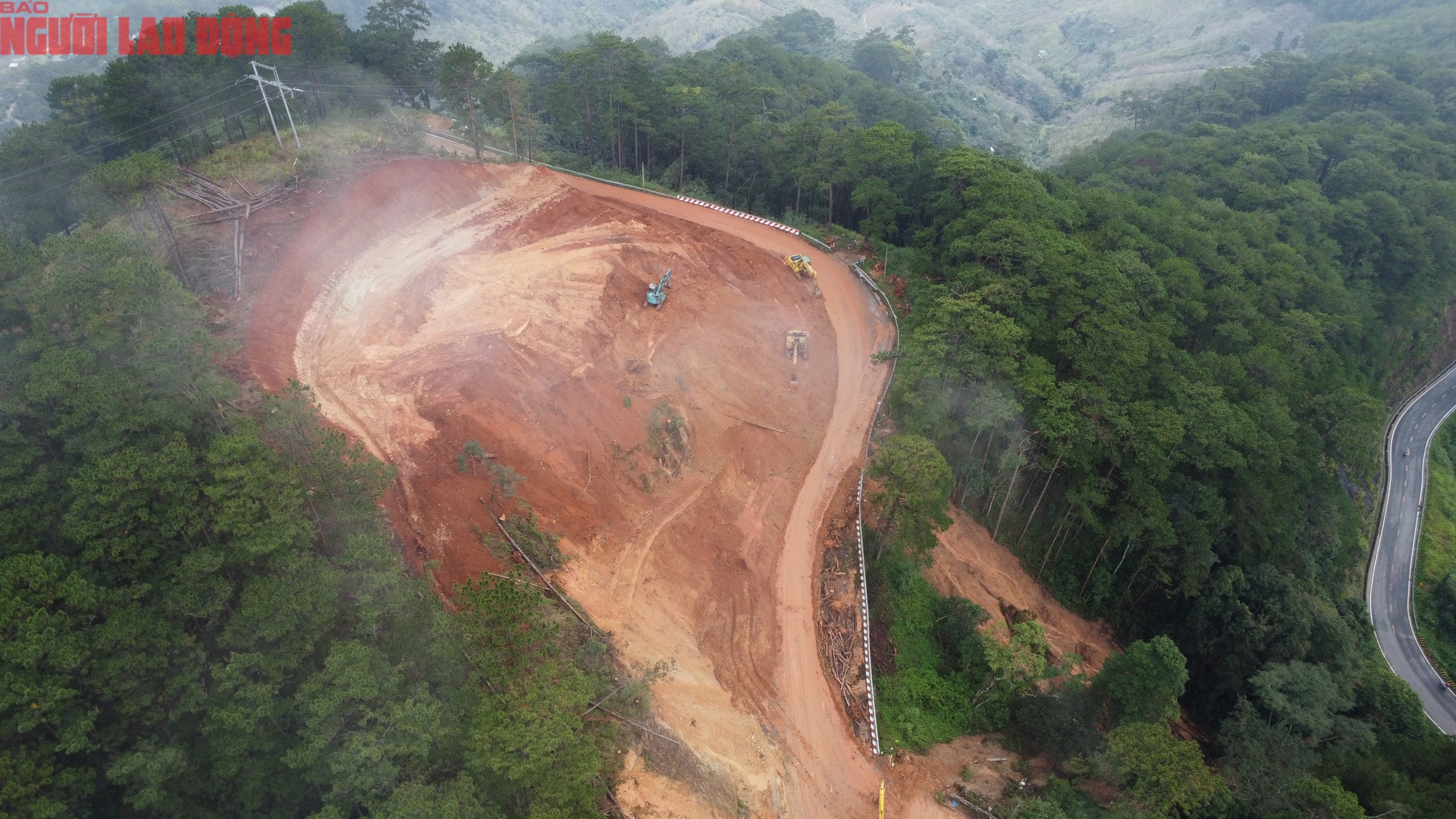 Hiện trạng đèo D'ran nối Lâm Đồng - Khánh Hòa sau gần 1 tháng sửa chữa - Ảnh 1.