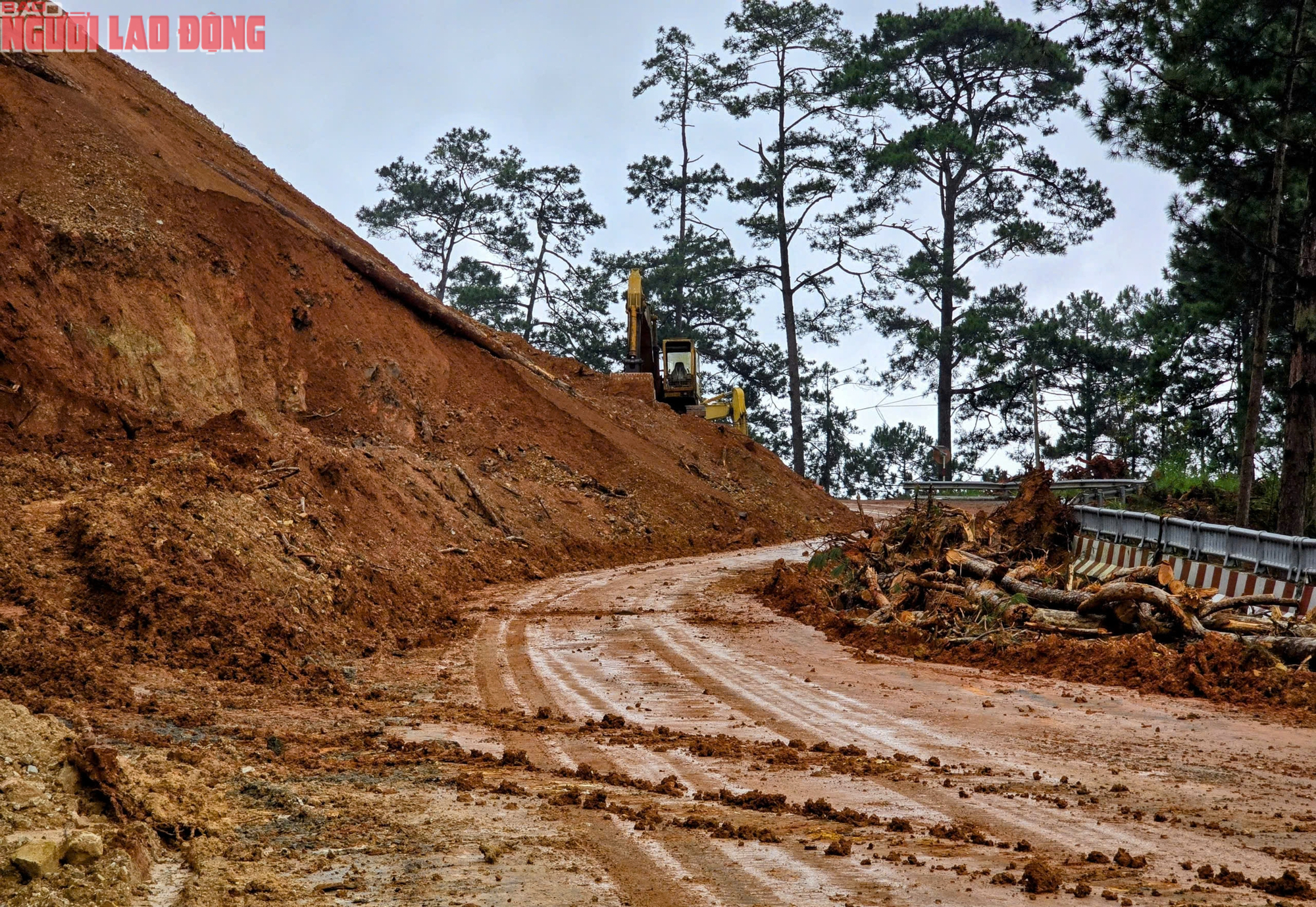 Hiện trạng đèo D'ran nối Lâm Đồng - Khánh Hòa sau gần 1 tháng sửa chữa - Ảnh 4.