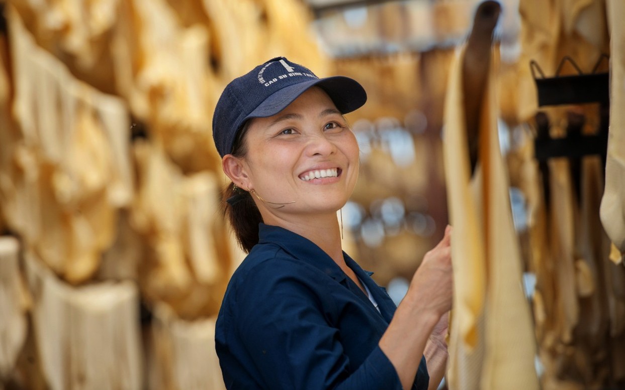 Bà Huỳnh Thị Cẩm Hồng làm Chủ tịch Công đoàn Cao su Việt Nam - Ảnh 3.