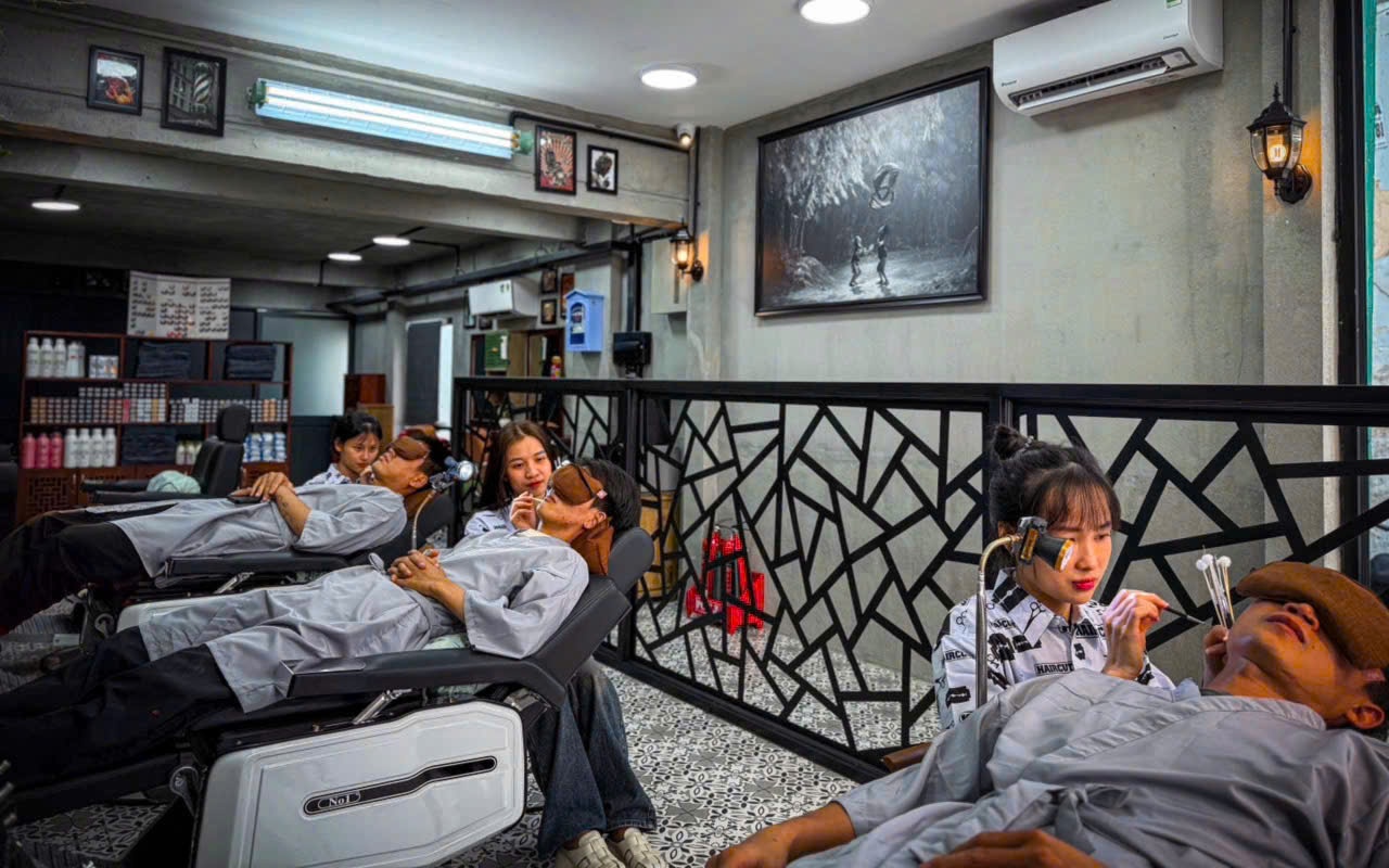 TPHCM lập kịch bản "bốn tại chỗ" ứng phó mưa bão phục vụ bầu cử 2026 - Ảnh 2.