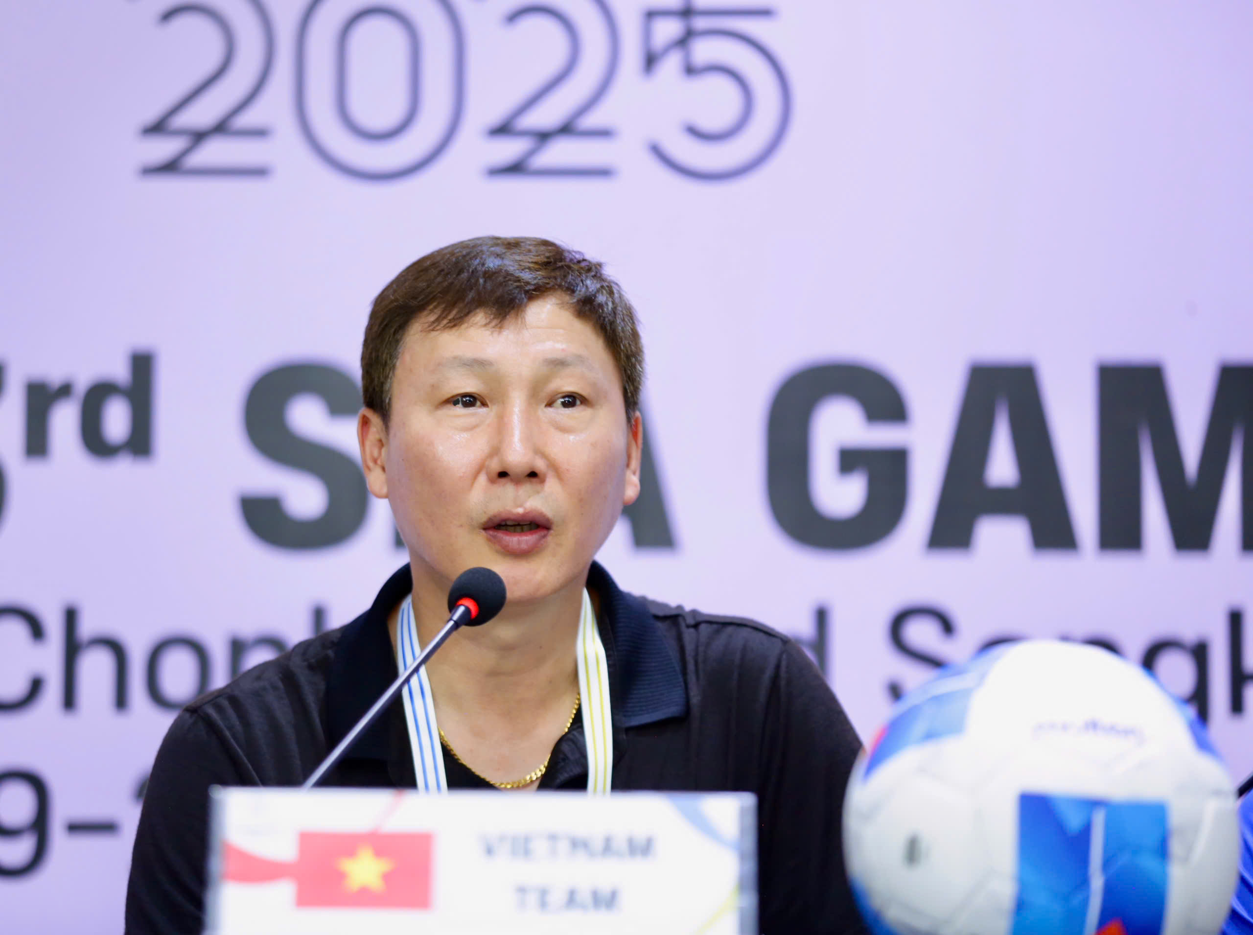 HLV Kim Sang-sik chỉ ra lý do khiến U22 Việt Nam thắng chật vật - Ảnh 1.