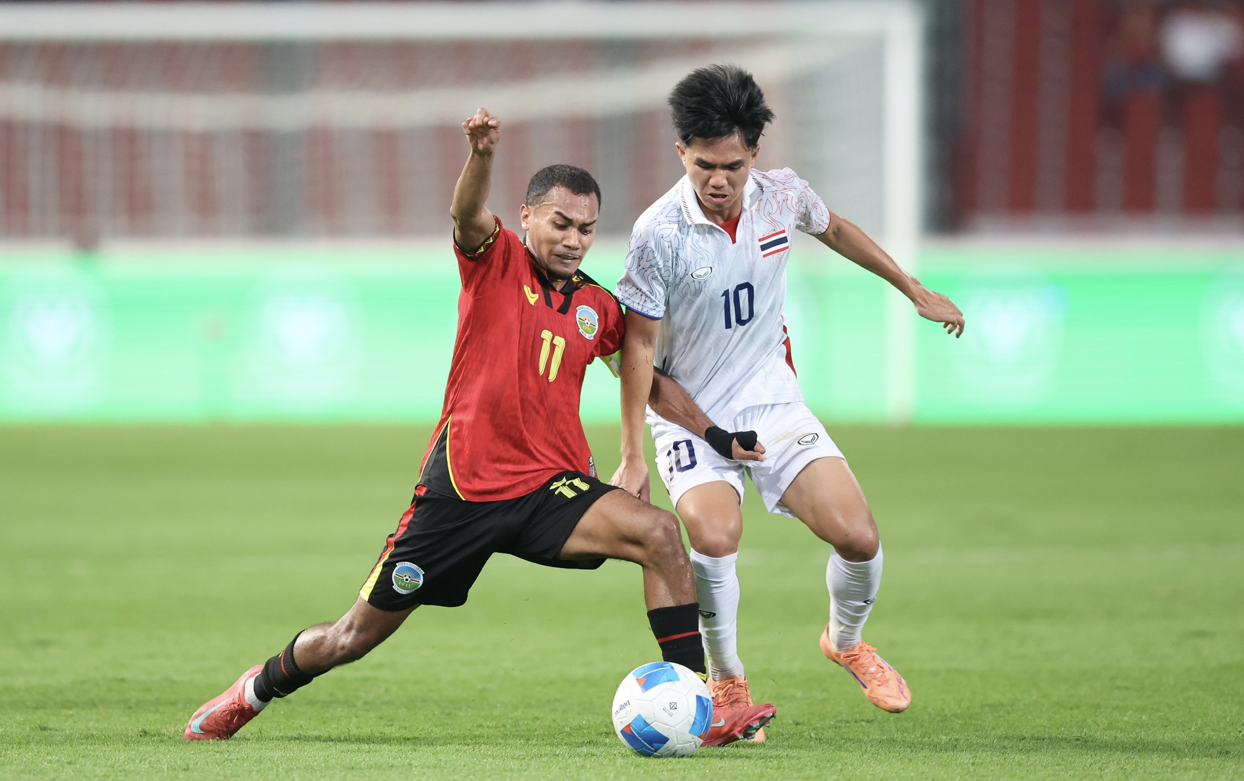 Chủ nhà U22 Thái Lan thắng đậm U22 Timor Leste - Ảnh 1.