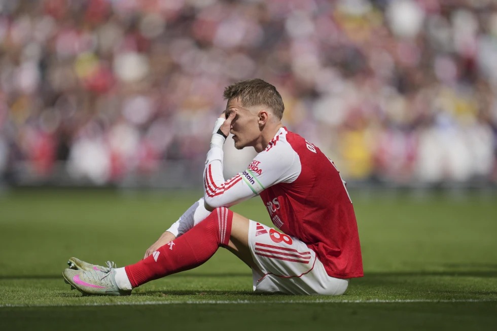 Top 10 cầu thủ rớt giá thê thảm nhất thế giới năm 2025 - Ảnh 7.