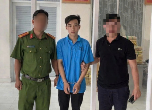 Bắt giữ đối tượng bị truy n&atilde; lẩn trốn qua nhiều tỉnh, th&agrave;nh phố  - Ảnh 1.