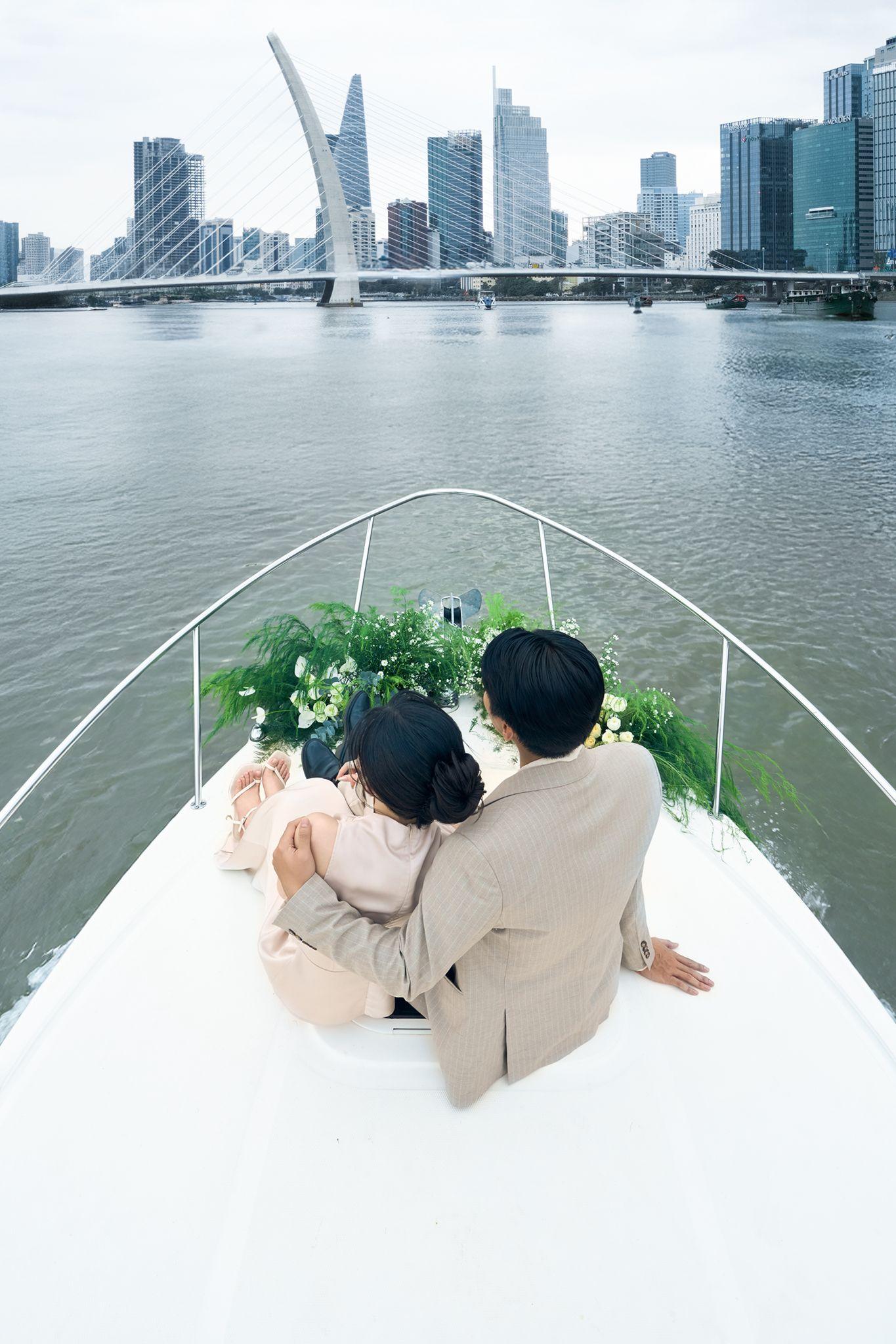Cầu hôn trên du thuyền sông Sài Gòn: Xu hướng mới của giới trẻ Sài Thành - Ảnh 5.