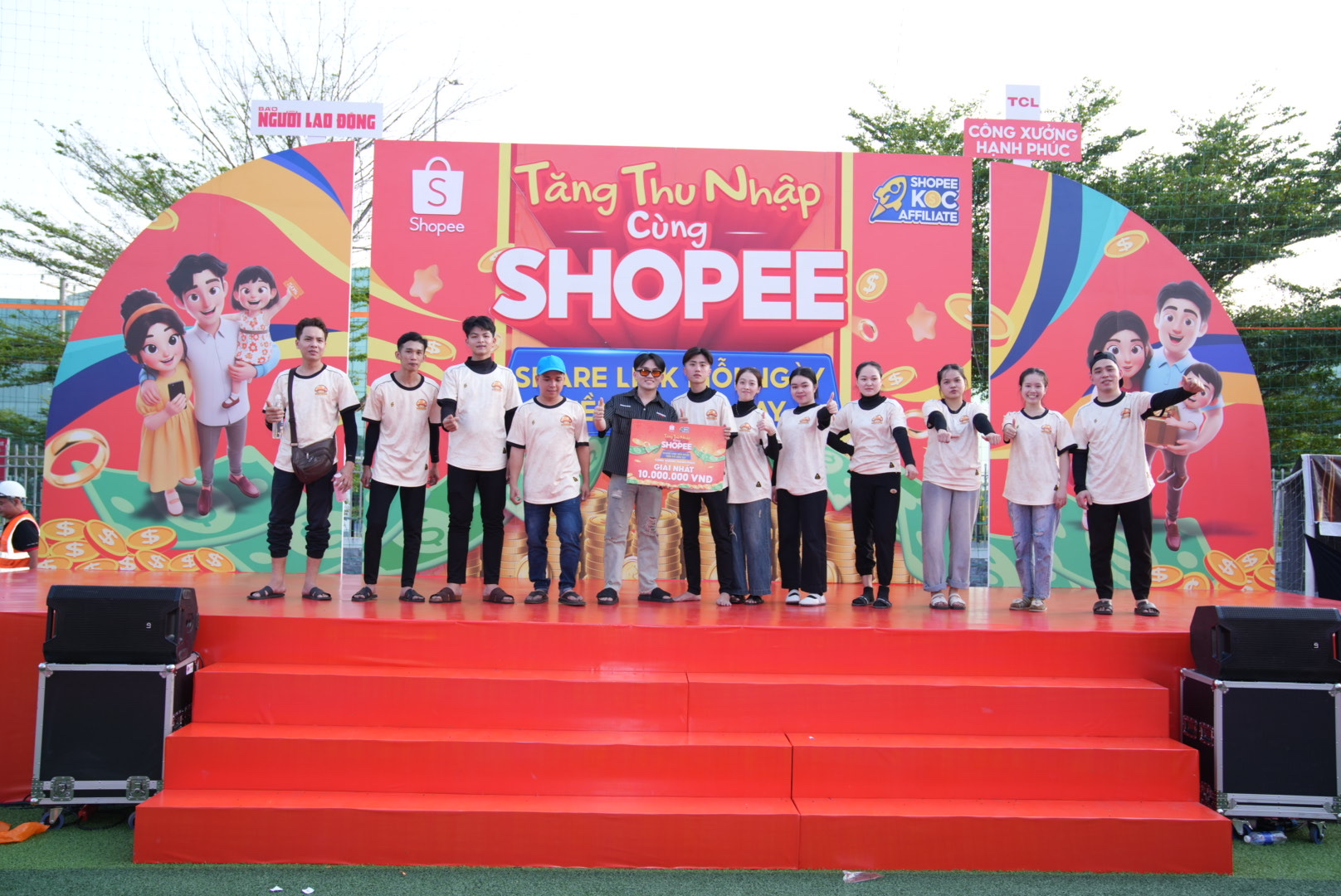 C&ocirc;ng xưởng hạnh ph&uacute;c &ndash; h&igrave;nh 10 tại nh&agrave; m&aacute;y TCL