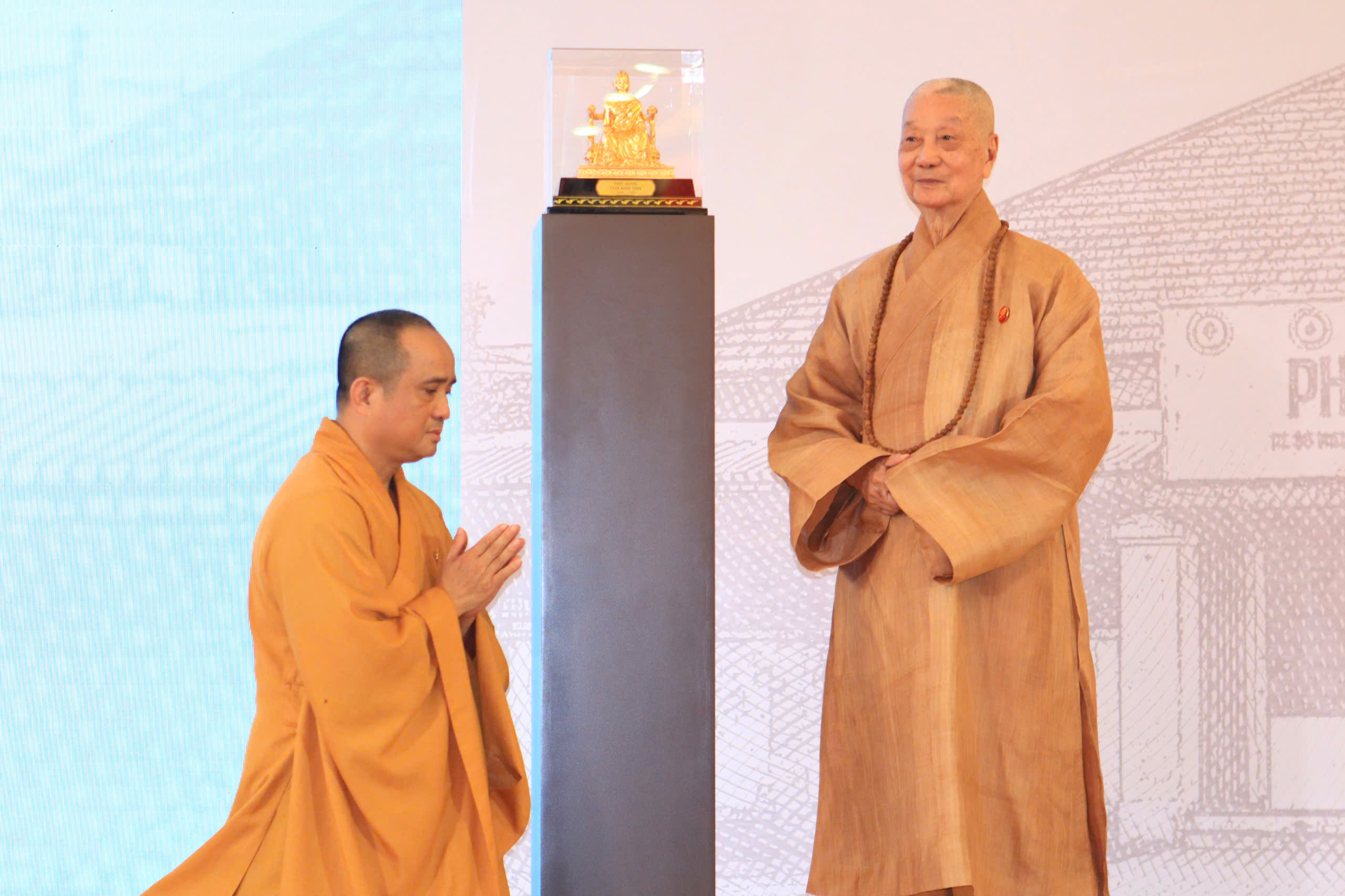 - Ảnh 1. - Ảnh 1.