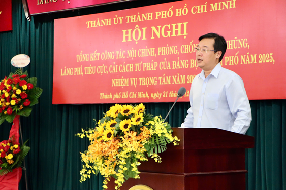 Giữ vững an ninh ch&iacute;nh trị, củng cố niềm tin của nh&acirc;n d&acirc;n - Ảnh 1.