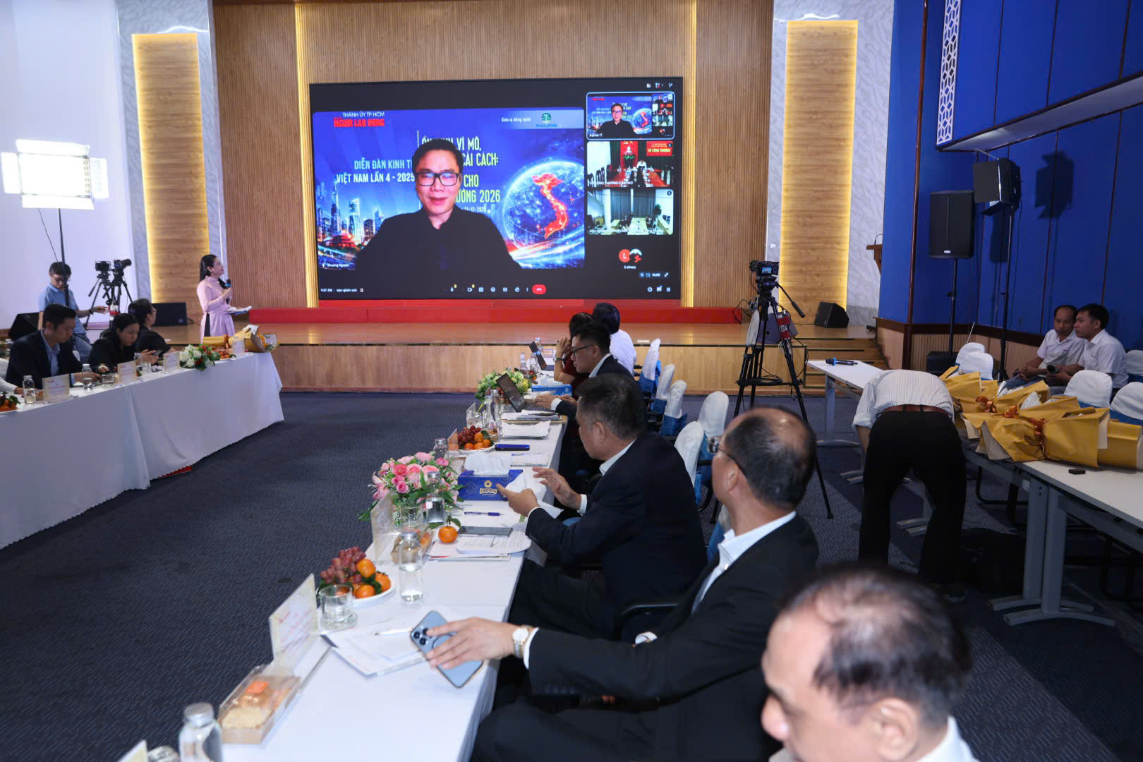 Các nước gần Việt Nam triển khai chính sách hiệu quả từ văn bản đến thực tiễn - Ảnh 1. Các nước gần Việt Nam triển khai chính sách hiệu quả từ văn bản đến thực tiễn - Ảnh 1.