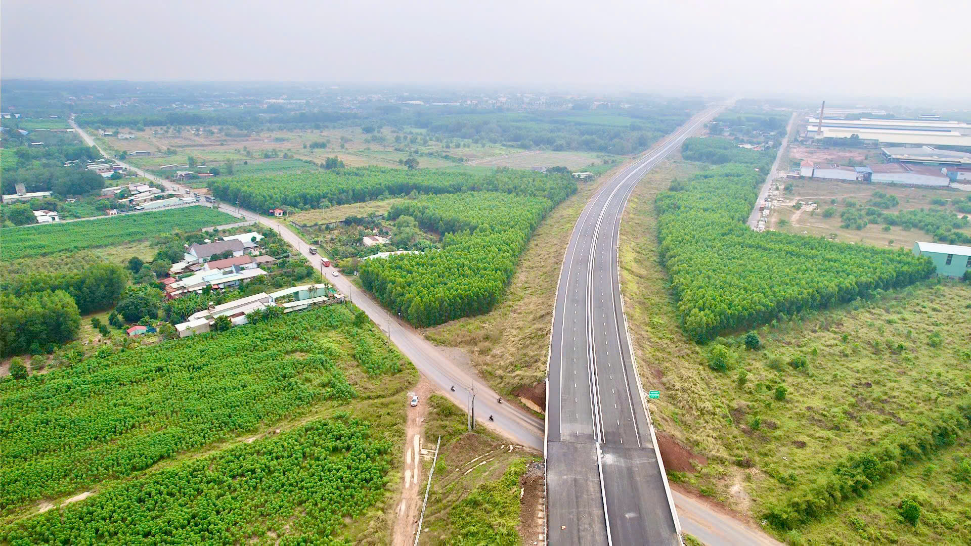Cao tốc Biên Hòa - Vũng Tàu: Đã nối mạch giữa TP HCM và Đồng Nai - Ảnh 6.