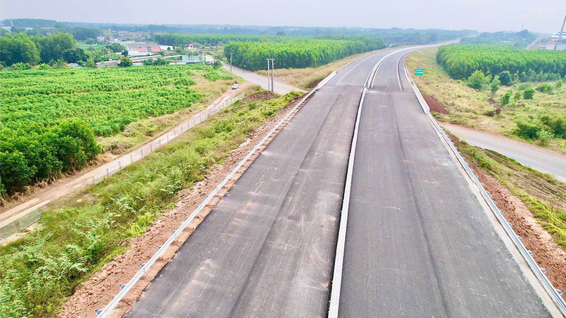 Cao tốc Biên Hòa - Vũng Tàu: Đã nối mạch giữa TP HCM và Đồng Nai - Ảnh 1.