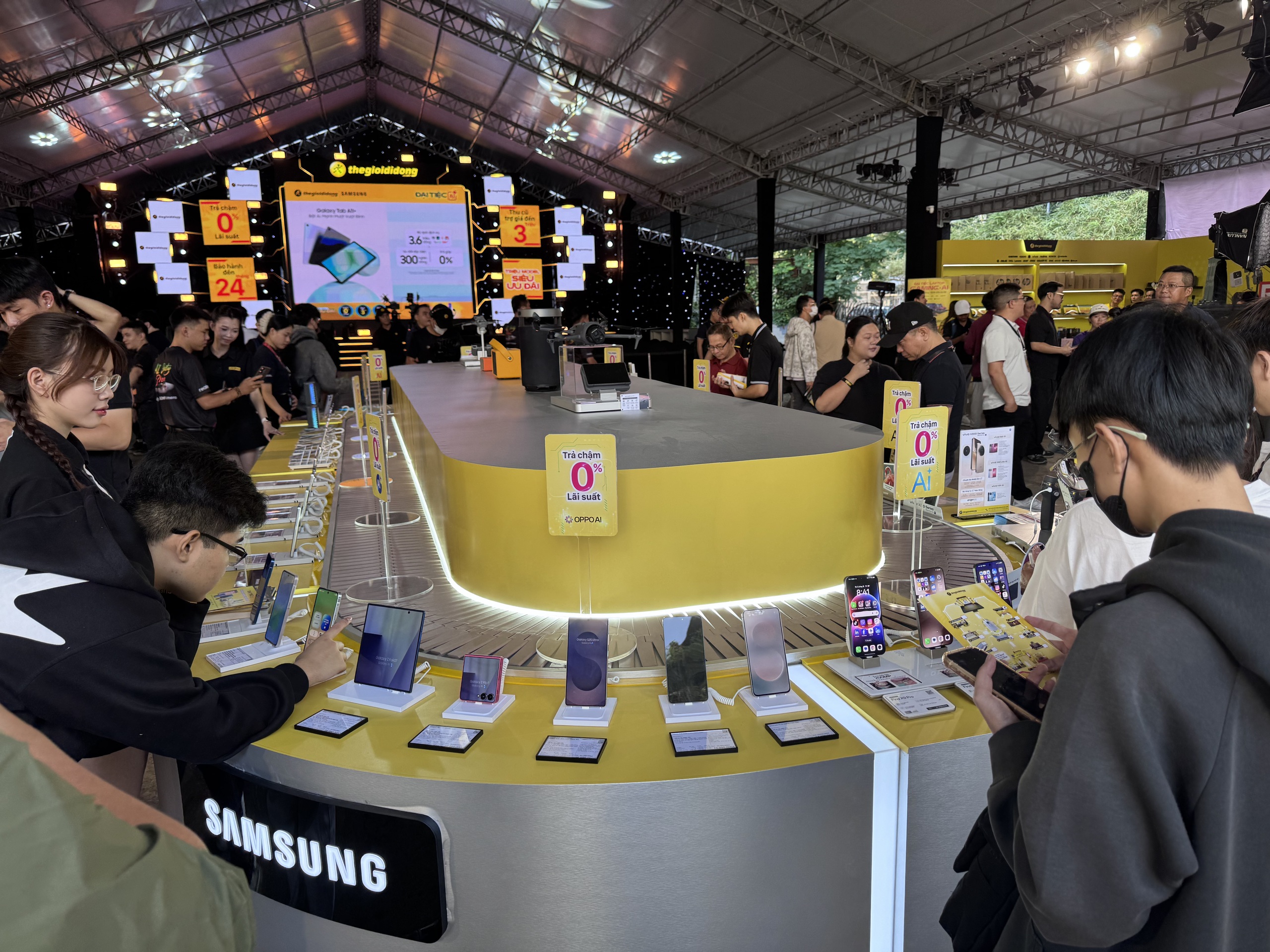 - Ảnh 2. - Ảnh 2.