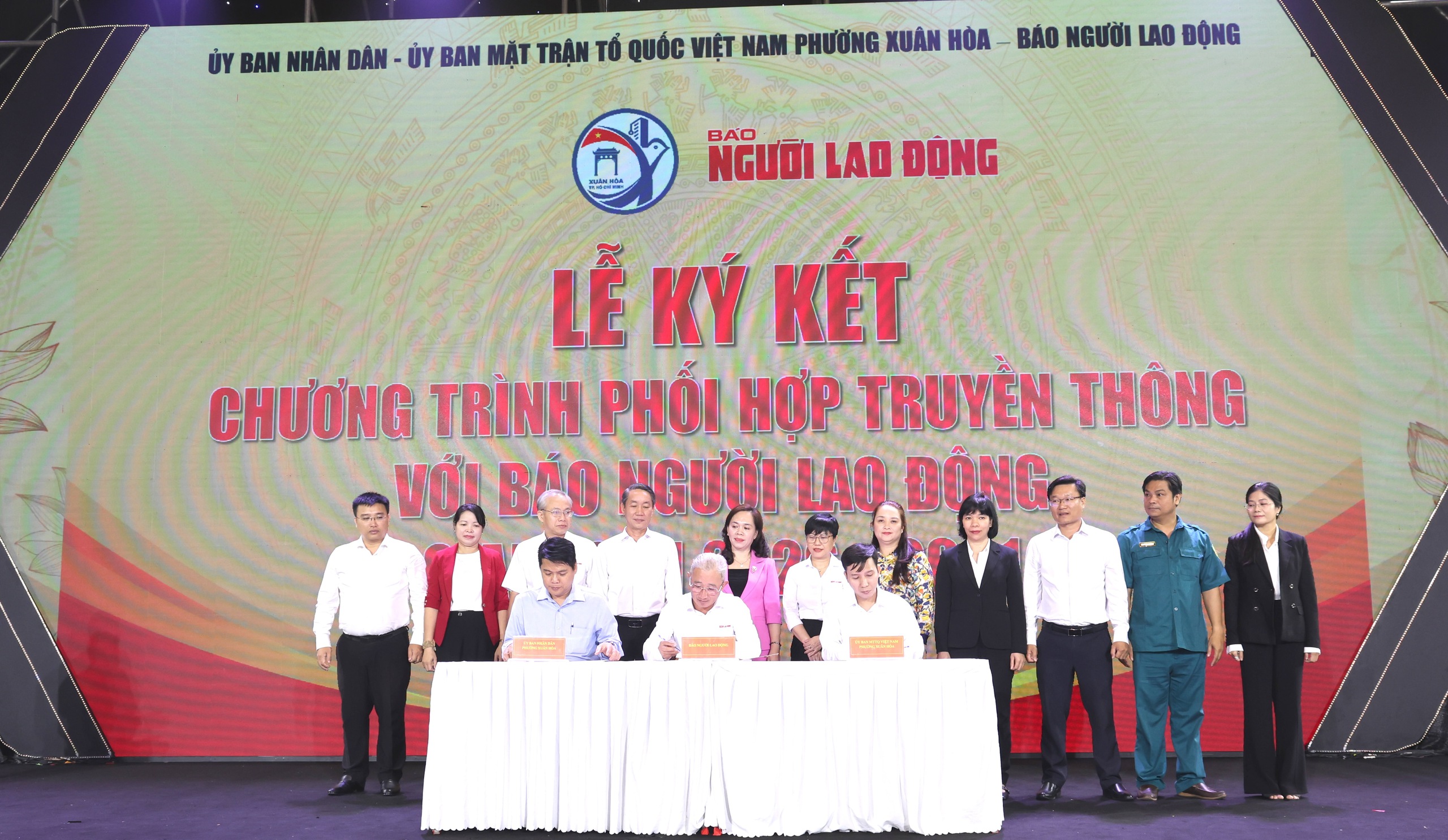TPHCM: Phường Xuân Hòa - Báo Người Lao Động ký kết hợp tác truyền thông - Ảnh 1.