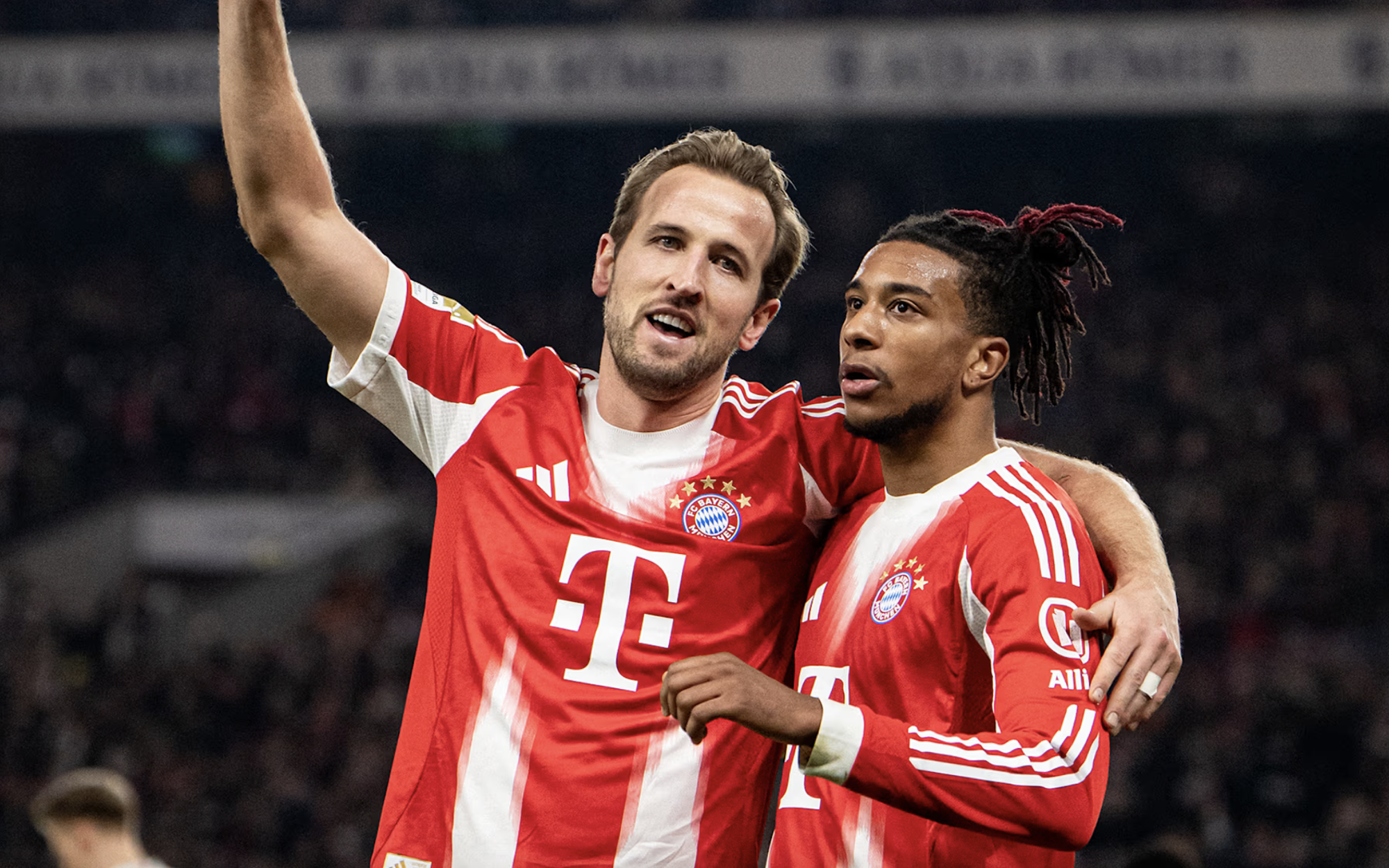 Tình thế đảo chiều trong cuộc đua Ngoại hạng - Ảnh 2.