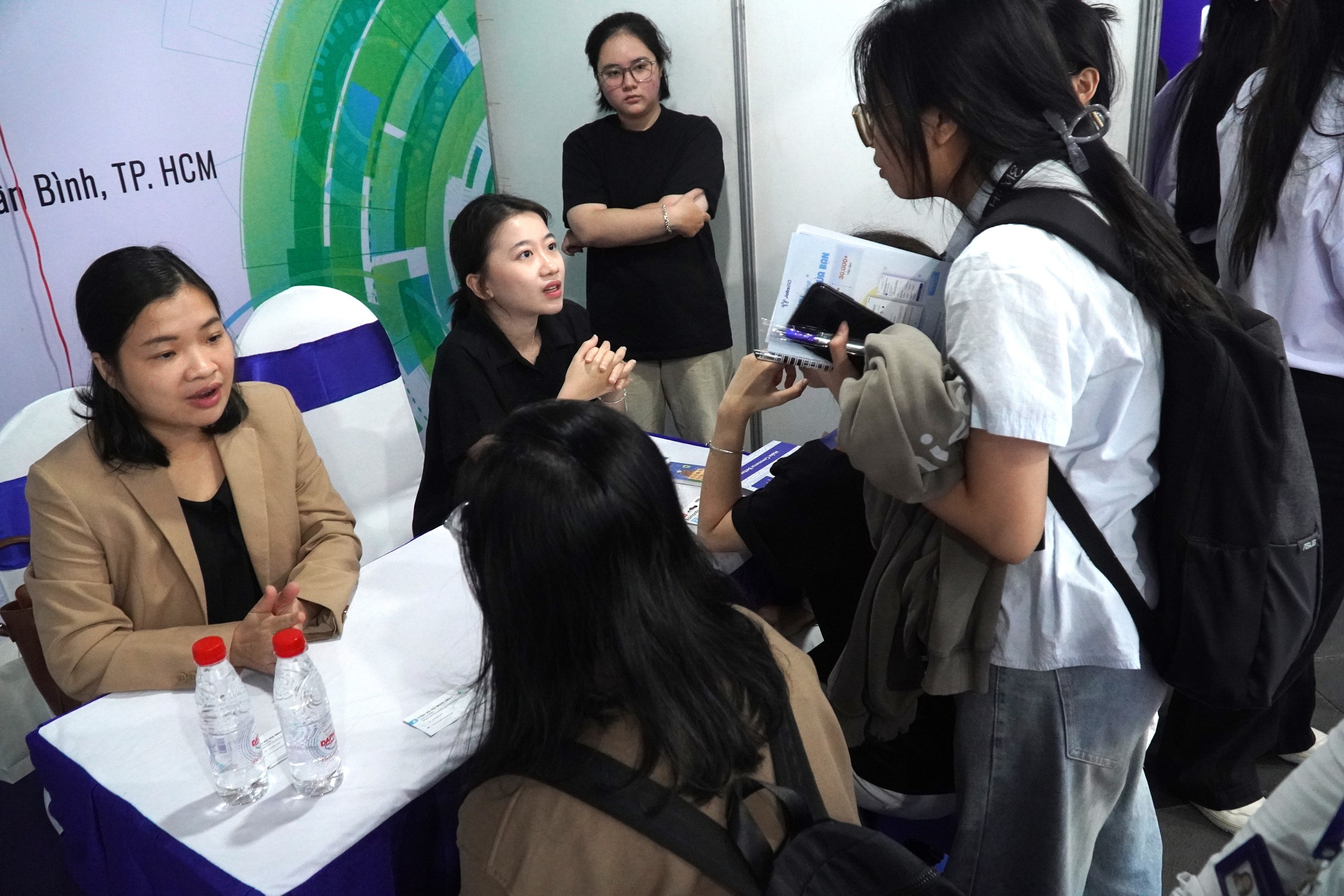 Doanh nghiệp không tuyển sinh viên thực tập để