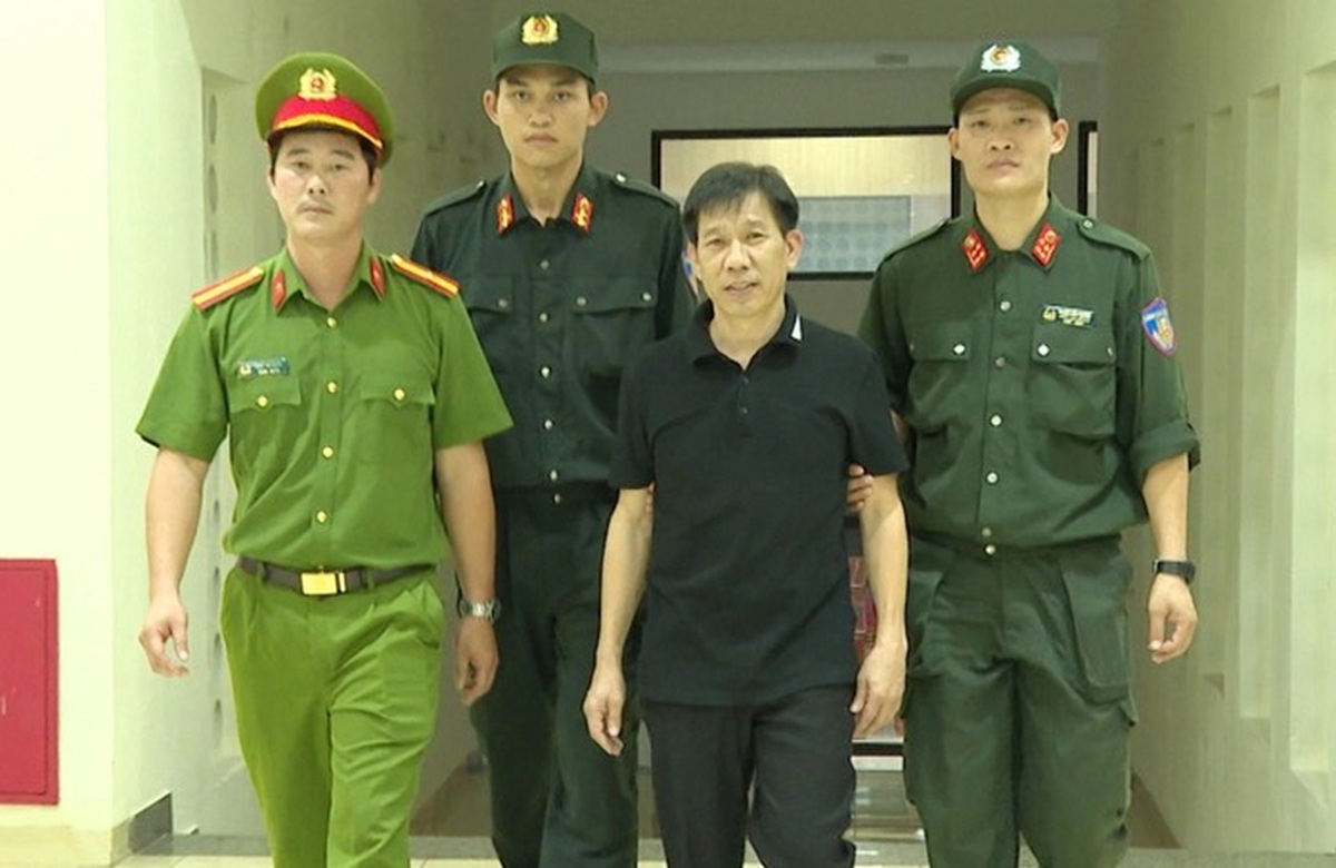 Điều tra, truy tố 21 vụ, 86 bị can về tham nhũng - Ảnh 2.