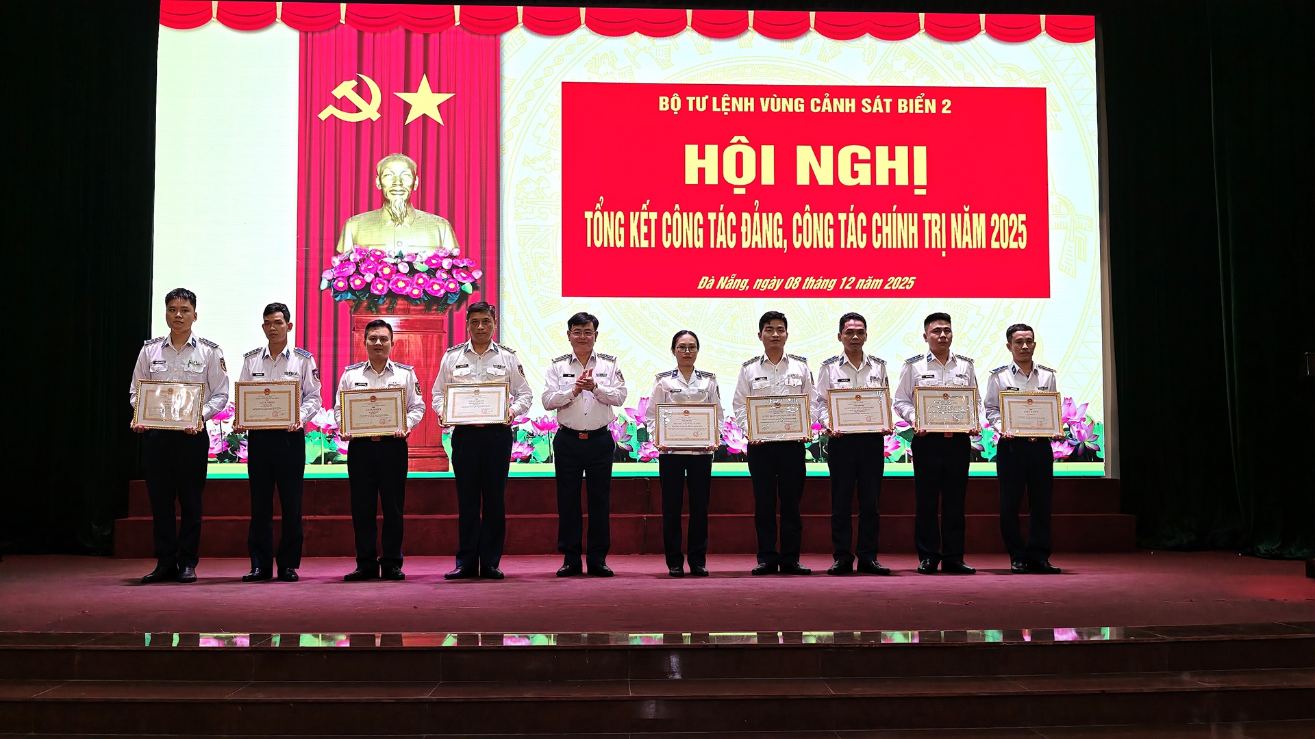 Vùng Cảnh sát biển 2 tổng kết công tác Đảng, công tác Chính trị năm 2025 - Ảnh 3. Vùng Cảnh sát biển 2 tổng kết công tác Đảng, công tác Chính trị năm 2025 - Ảnh 3.