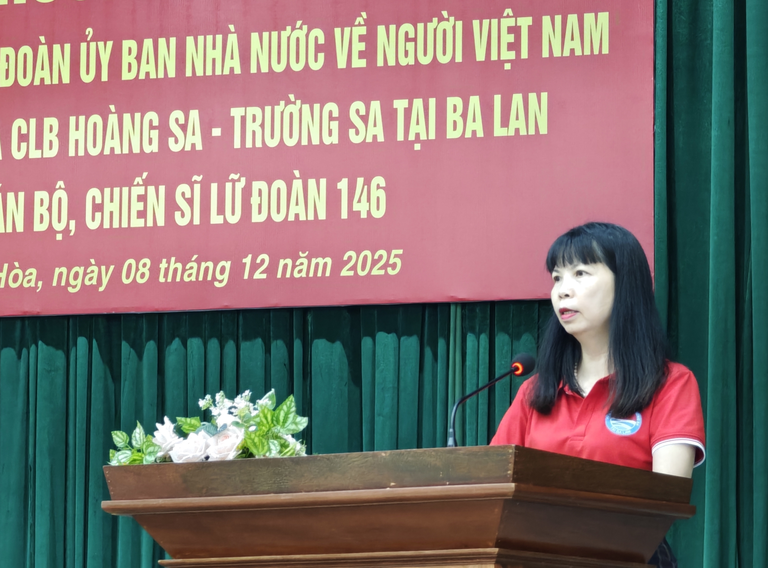 Kiều bào Ba Lan trao tặng Vườn rau xanh cho Trường Sa Lớn - Ảnh 3. Kiều bào Ba Lan trao tặng Vườn rau xanh cho Trường Sa Lớn - Ảnh 3.