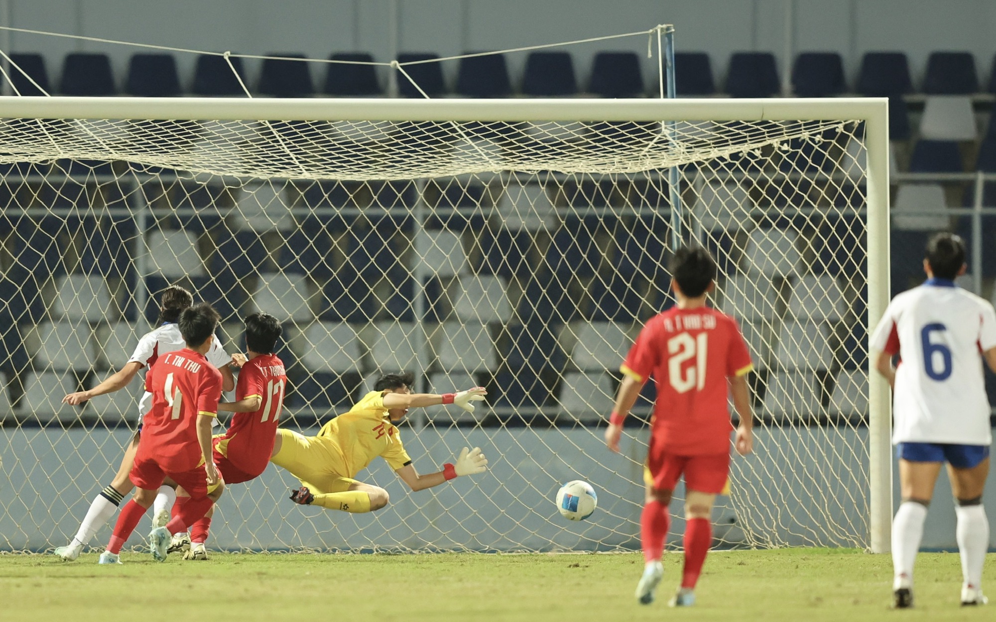 Tuyển nữ Việt Nam sẽ v&agrave;o b&aacute;n kết SEA Games với cơ hội ra sao? - Ảnh 2.