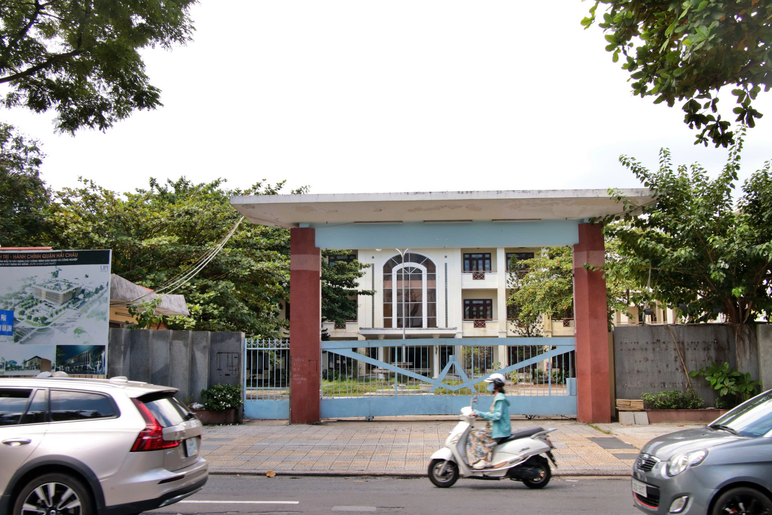 Đà Nẵng cần siết quản lý 256 trụ sở dôi dư sau sáp nhập để tránh thất thoát - Ảnh 1.