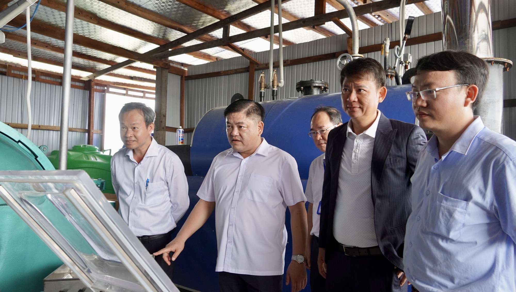 TP HCM: Hỗ trợ hơn 600 triệu đồng máy móc, thiết bị cho 2 hợp tác xã - Ảnh 2.