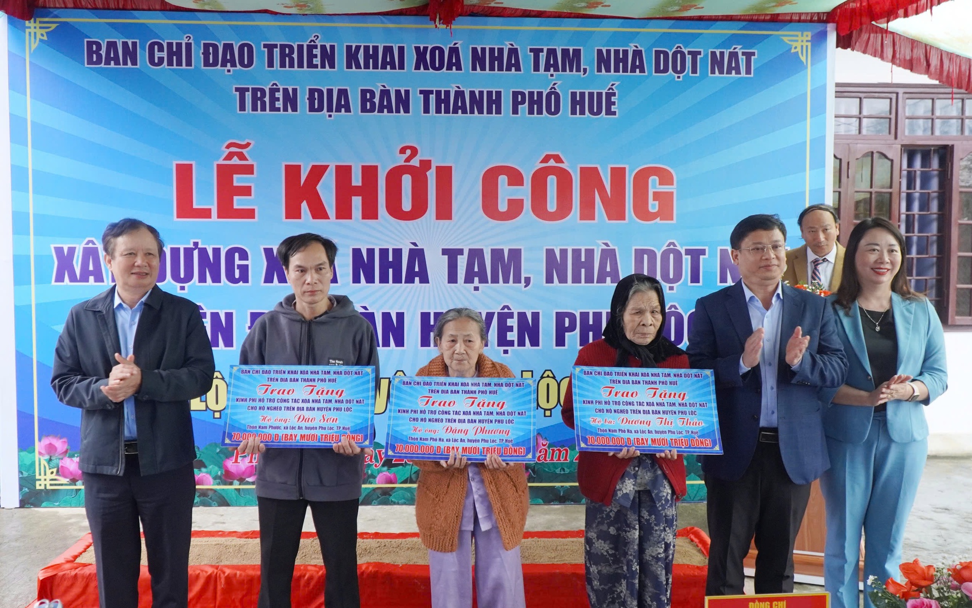 Giảm nghèo thông tin: Nhận thức đúng là chìa khóa thoát nghèo - Ảnh 2.