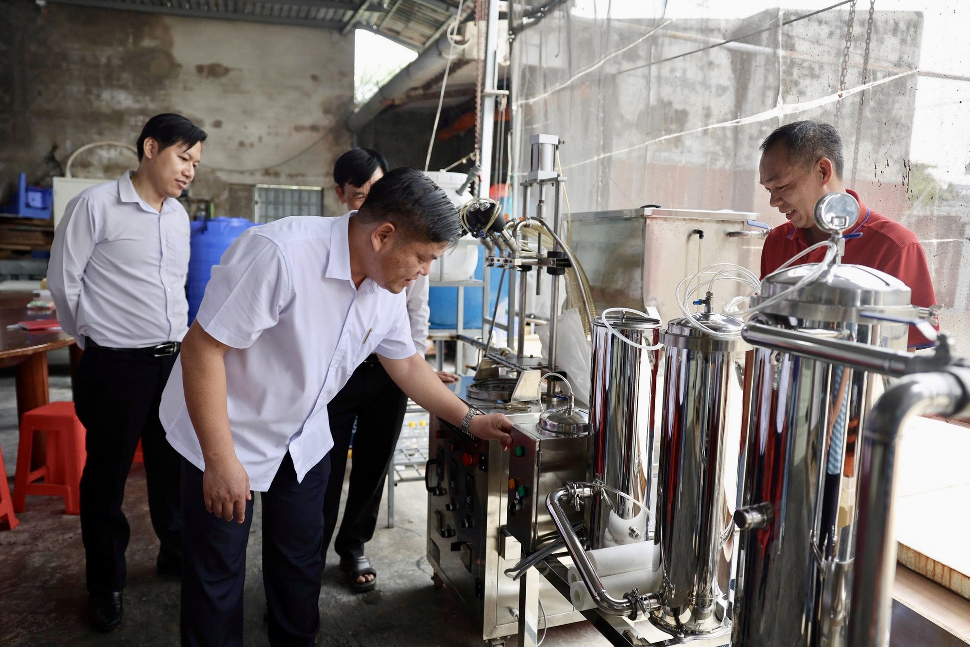 TP HCM: Hỗ trợ hơn 600 triệu đồng máy móc, thiết bị cho 2 hợp tác xã - Ảnh 3.