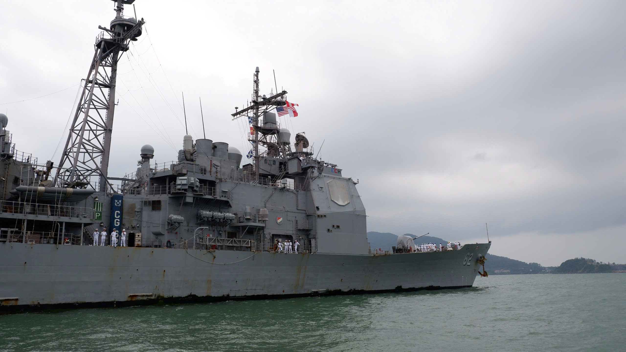Kh&aacute;m ph&aacute; t&agrave;u tuần dương USS Robert Smalls trong chuyến thăm Đ&agrave; Nẵng của Hải qu&acirc;n Mỹ - Ảnh 6.