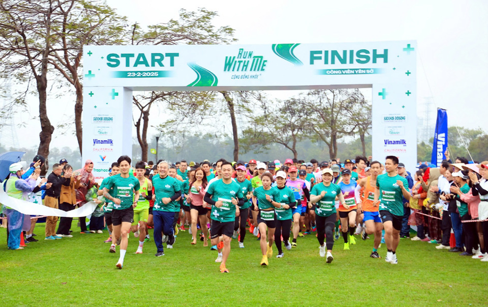 Hơn 1.000 người tham gia giải chạy “Run With Me - Cộng Đồng Khỏe”- Ảnh 2.