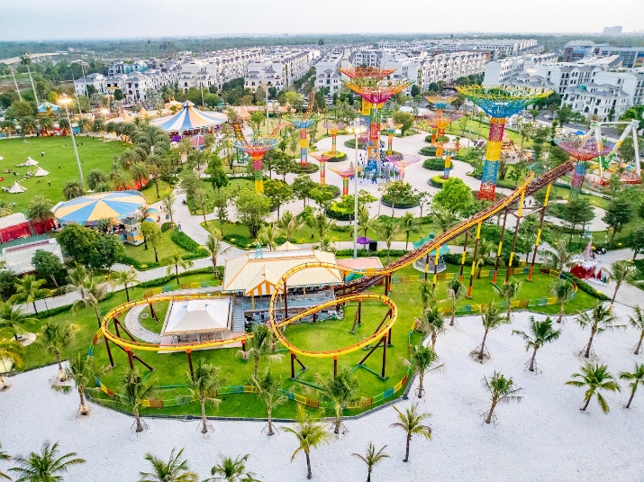 Cư dân Vinhomes Grand Park đón “cơn mưa” sổ hồng, thăng hạng giá trị vượt bậc- Ảnh 3.