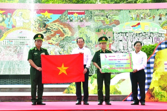 Chương trình "Tự hào cờ Tổ quốc" vào chung khảo Giải thưởng Sáng tạo TP HCM- Ảnh 1.