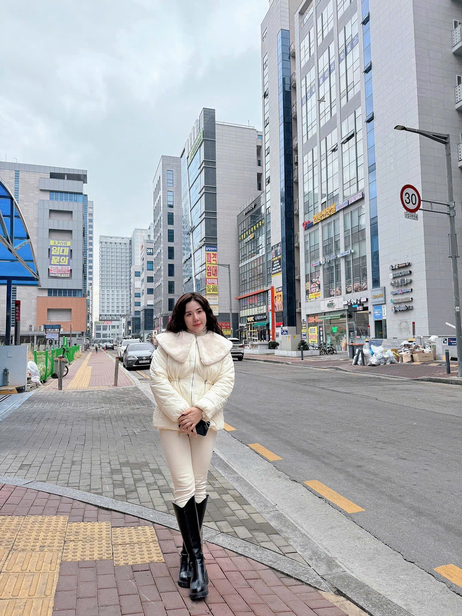 Gái xinh đẹp TikTok - Xu hướng gây bão và những ảnh hưởng khó lường đến giới trẻ