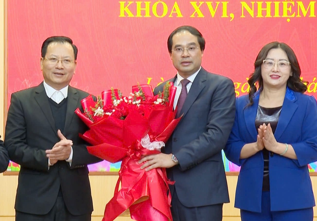 Lào Cai có tân Bí thư Tỉnh ủy 48 tuổi- Ảnh 1. Lào Cai có tân Bí thư Tỉnh ủy 48 tuổi- Ảnh 1.
