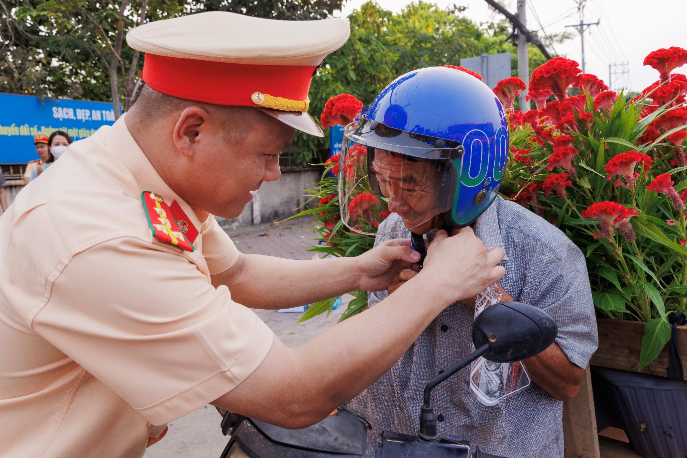 Giảm vi phạm nồng độ cồn so với dịp Tết cùng kỳ, tinh thần “Uống có trách nhiệm” nâng cao rõ rệt- Ảnh 5.