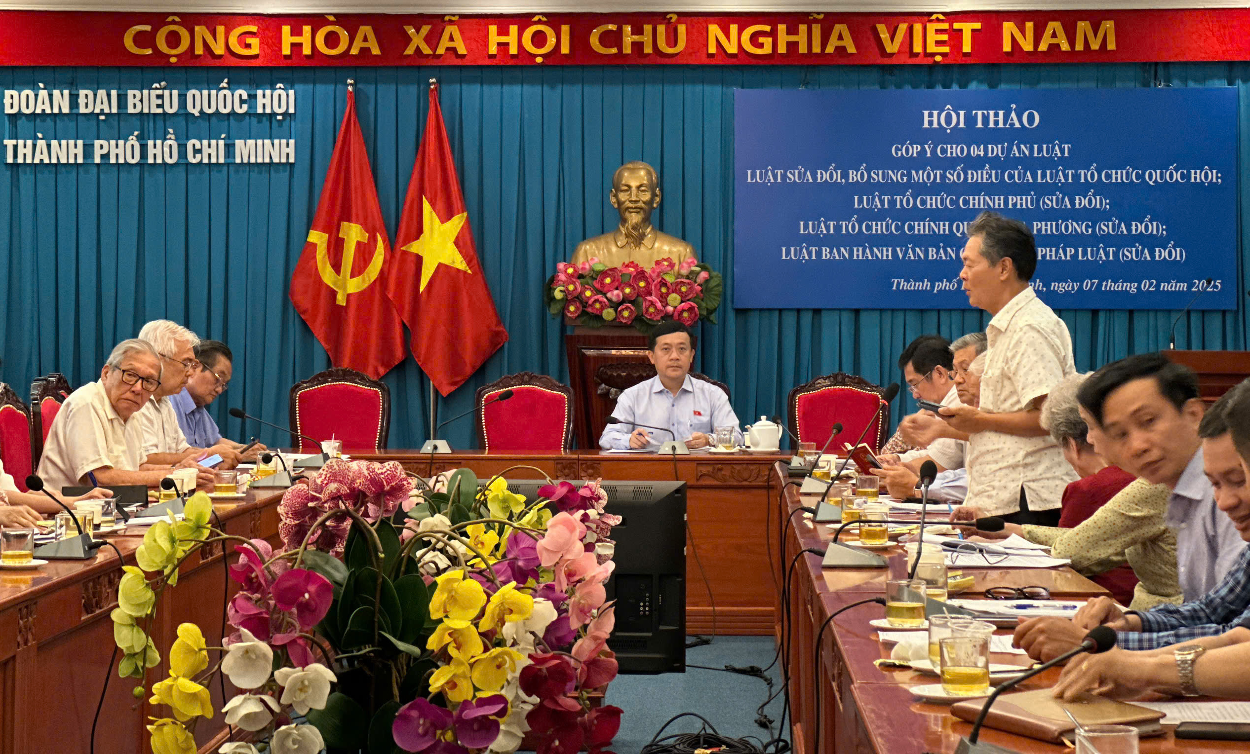 Cần quy định, quy trình kiểm soát ngân sách một cách chặt chẽ- Ảnh 1. Cần quy định, quy trình kiểm soát ngân sách một cách chặt chẽ- Ảnh 1.