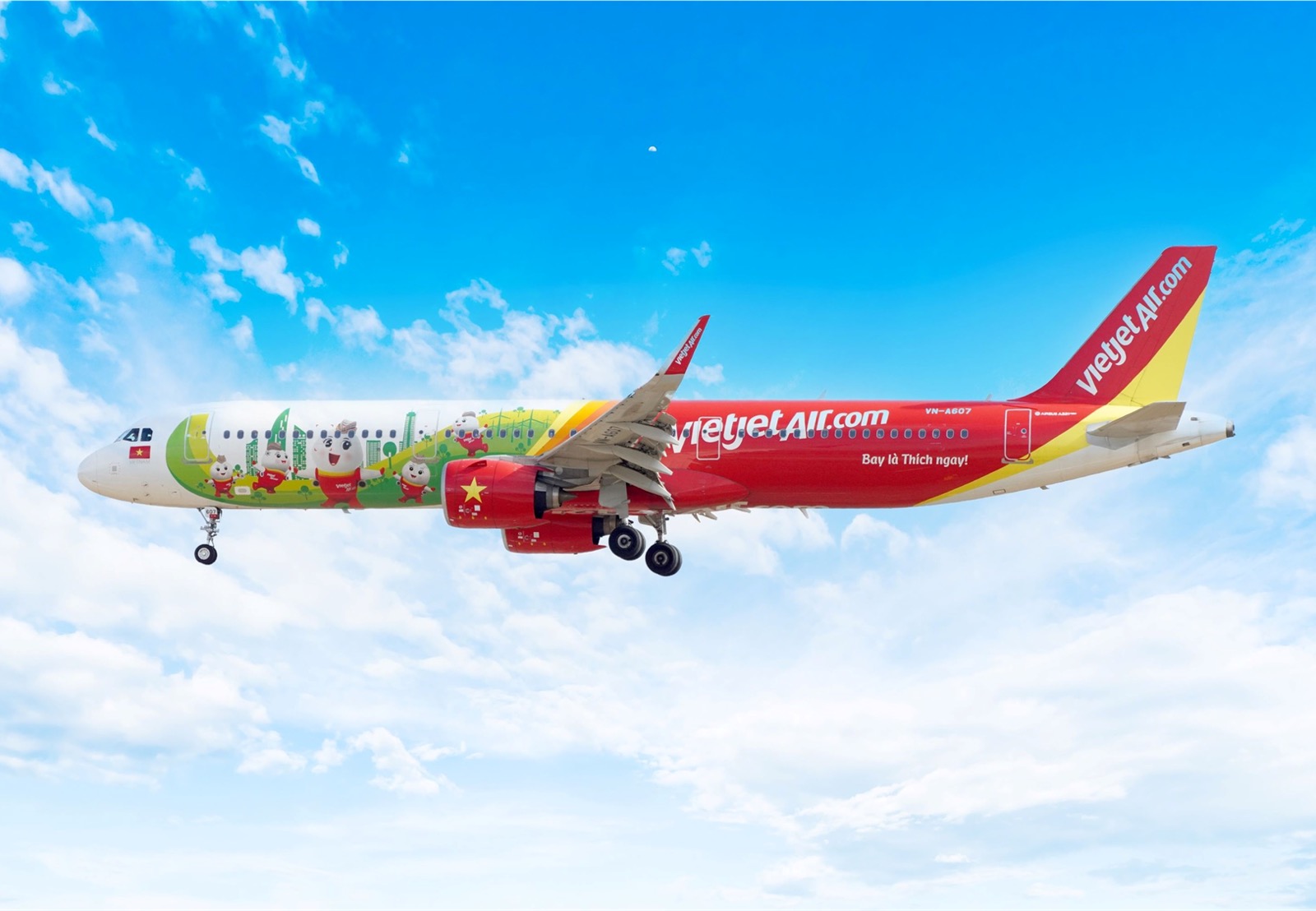 Thêm đường bay mới Hà Nội - Thượng Hải, Vietjet tặng 20kg hành lý cùng suất ăn miễn phí- Ảnh 1.