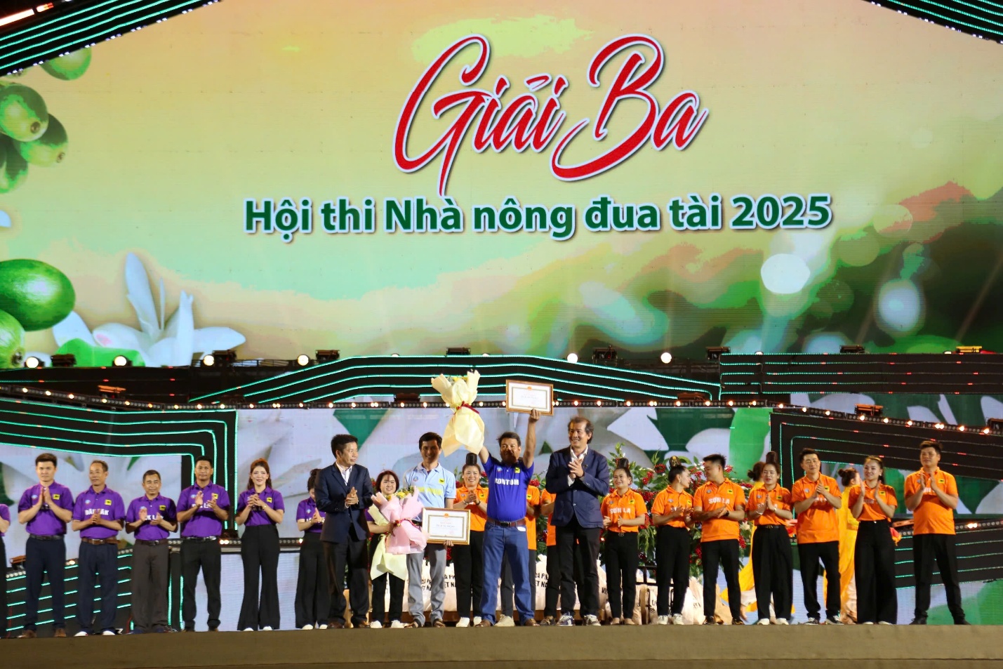 Hội thi Nhà nông đua tài 2025 – Khẳng định bản lĩnh nông dân Việt Nam trong kỷ nguyên mới- Ảnh 3.