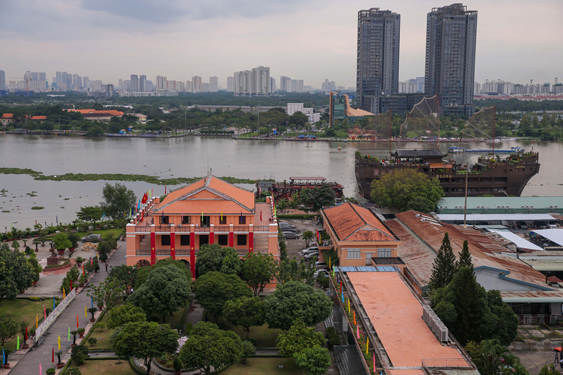 Bảo tàng Hồ Chí Minh - Chi nhánh TP HCM cùng hệ thống Không gian văn hóa  về Người từ lâu đã trở thành điểm đến lý tưởng của người dân, du khách  Ảnh: HOÀNG TRIỀU