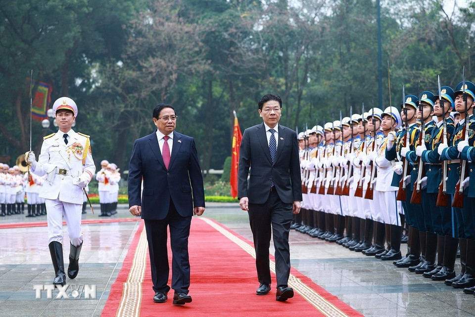 Thủ tướng Phạm Minh Chính chủ trì Lễ đón Thủ tướng Singapore và Phu nhân- Ảnh 1. Thủ tướng Phạm Minh Chính chủ trì Lễ đón Thủ tướng Singapore và Phu nhân- Ảnh 1.