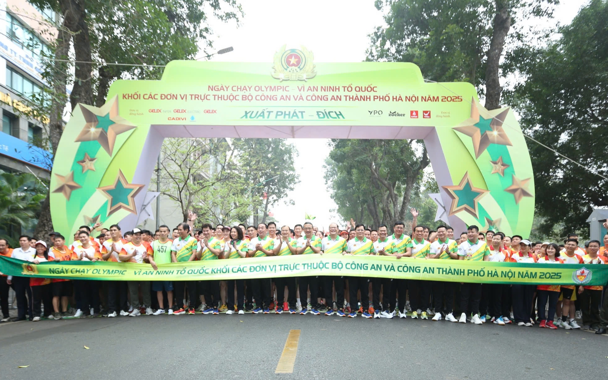 Tinh thần Ngày chạy Olympic tỏa sáng - Ảnh 4.